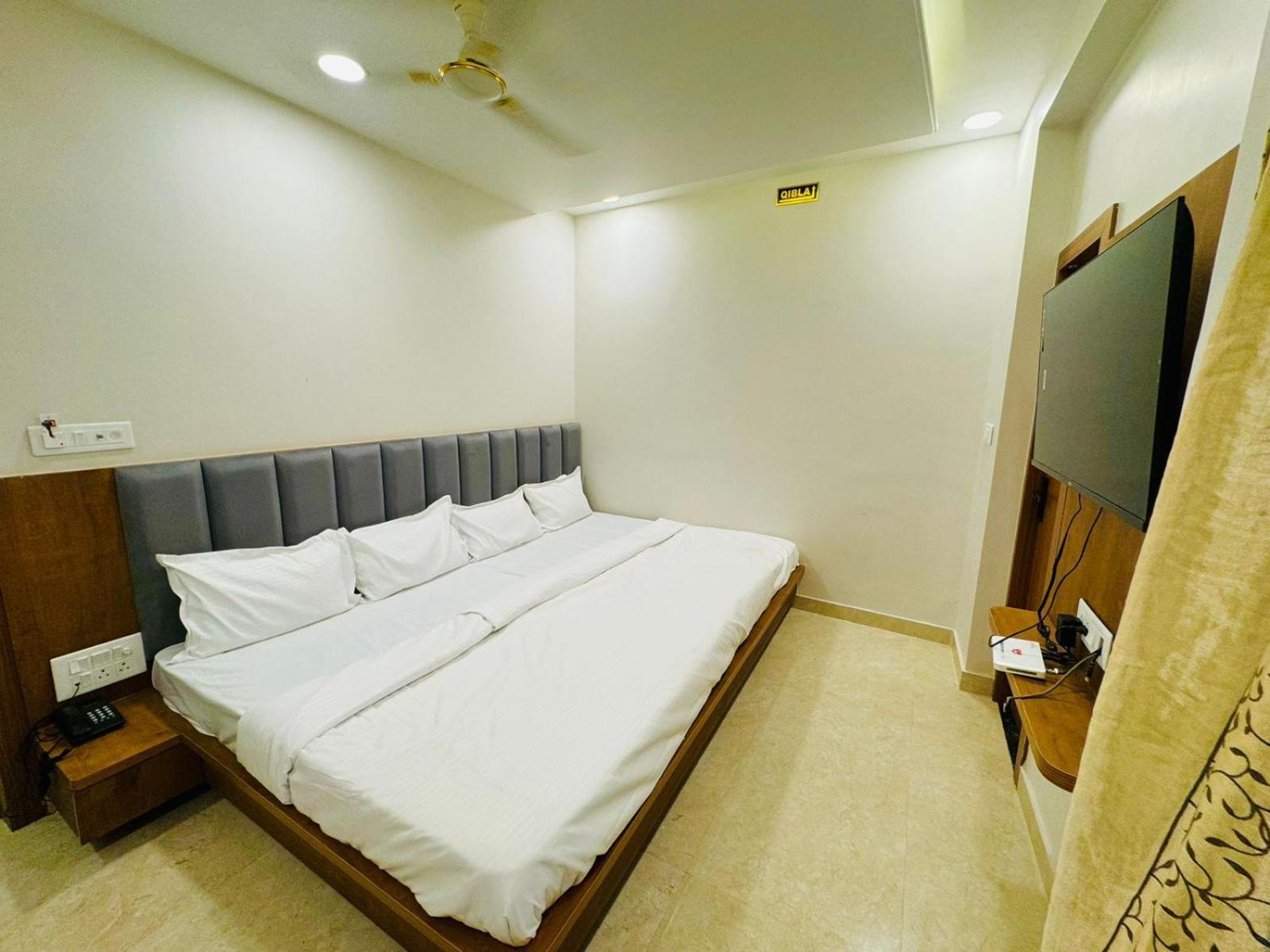 Hotel Najaf Palace Ατζμέρ Εξωτερικό φωτογραφία